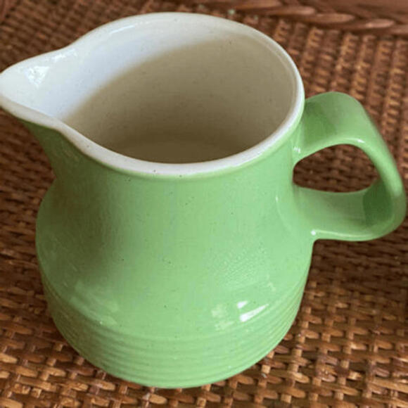 3 Small Cups and Pitcher Green Speckled - Picture 4 of 12